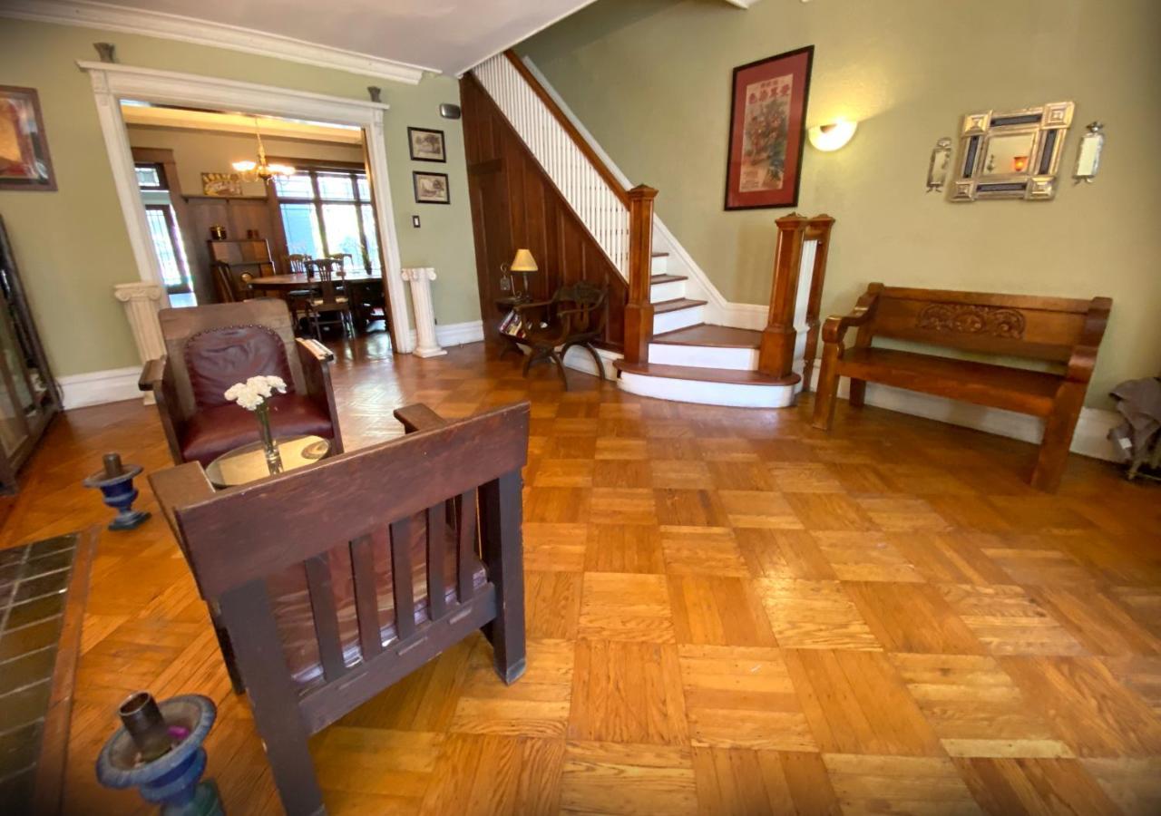 Spacious Bedroom In A Brooklyn House Shared With Host 뉴욕 외부 사진