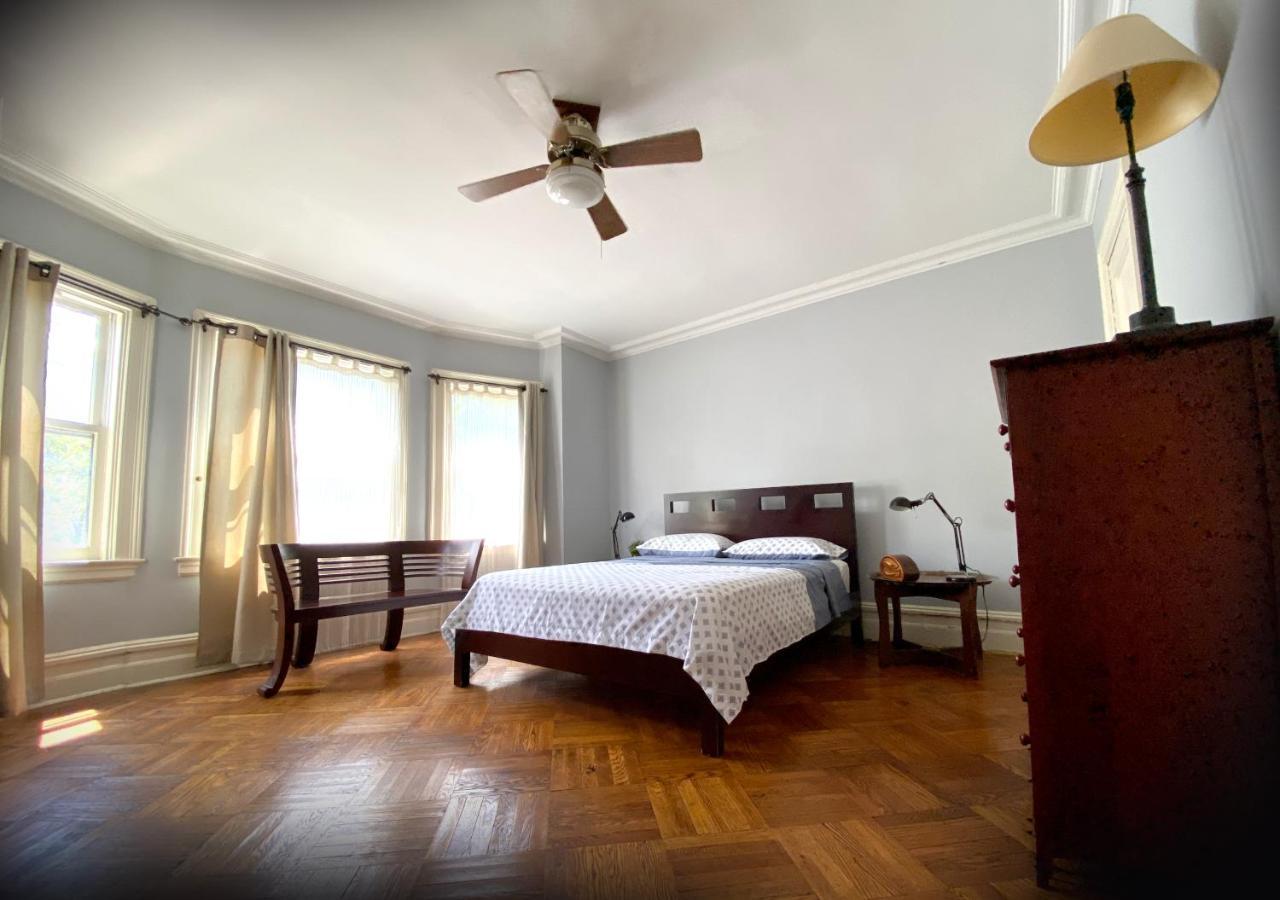 Spacious Bedroom In A Brooklyn House Shared With Host 뉴욕 외부 사진