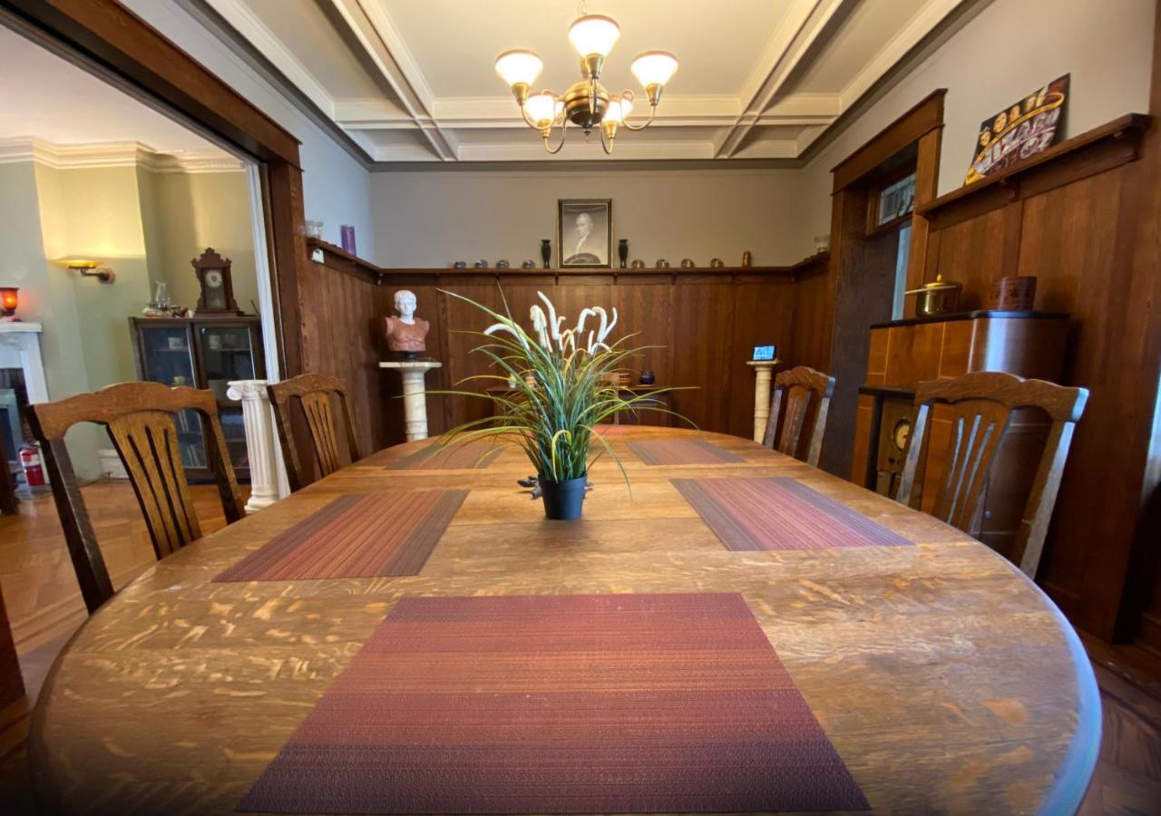 Spacious Bedroom In A Brooklyn House Shared With Host 뉴욕 외부 사진